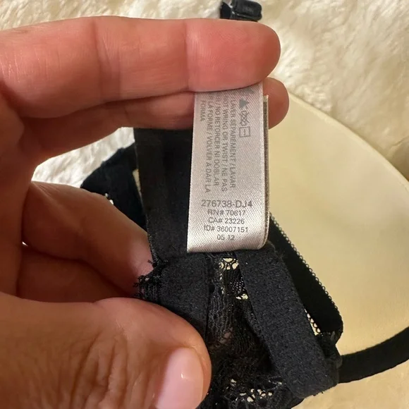 NWT: Victoria’s Secret Dream Angels Push-Up Bra 34C Black & Ivory Lace - Picture 6 of 6